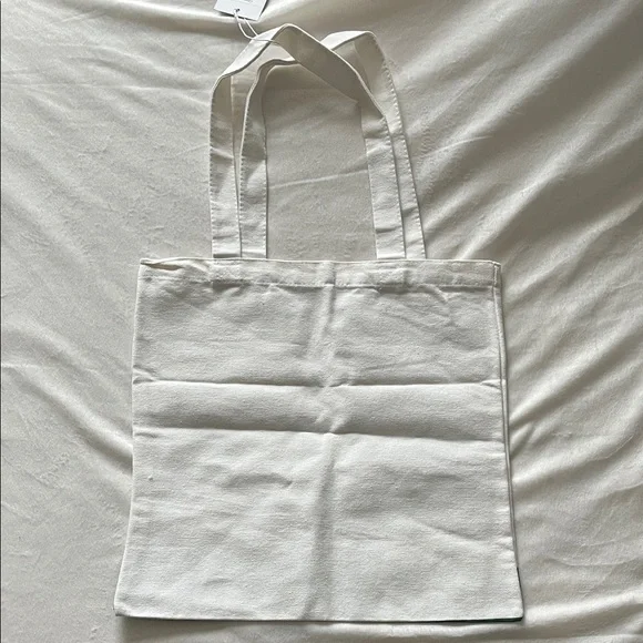 NWT HALARA White Tote with Green Details - Picture 4 of 4